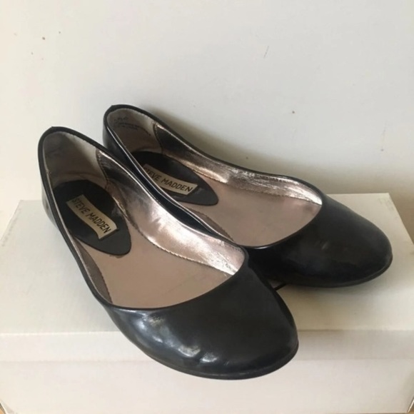 Steve Madden Black Patent P-Helio Ballet Flats - Picture 2 of 8